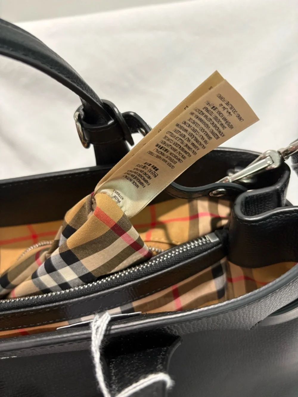 Authentic Burberry Black Banner Derby Leather Tote bag New w/ Dust Bag & Cards - Picture 14 of 14